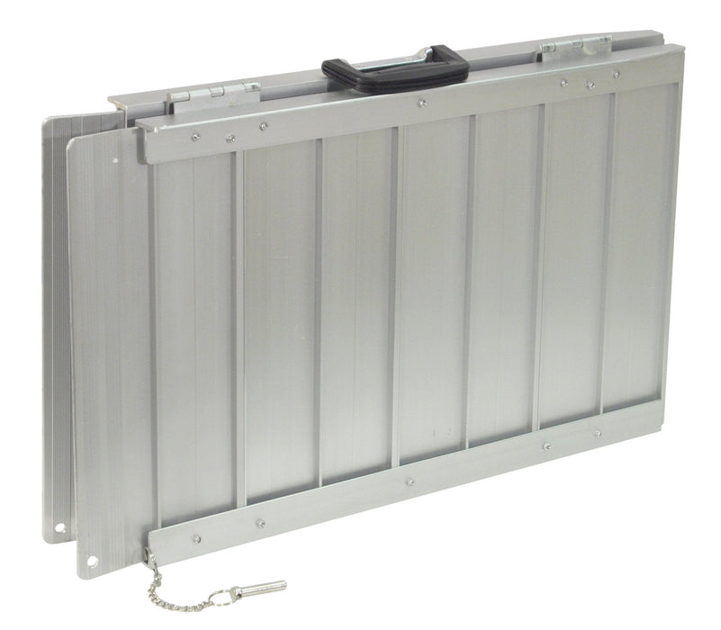 Lightweight Suitcase Ramp 2FT from Aidapt - Mobility 2 You.